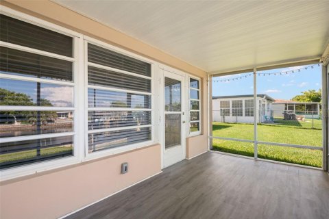 Casa en venta en Hudson, Florida, 2 dormitorios, 113.25 m2 № 1883898 - foto 28