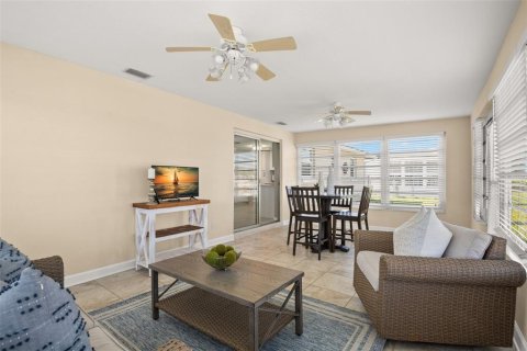 Casa en venta en Hudson, Florida, 2 dormitorios, 113.25 m2 № 1883898 - foto 25