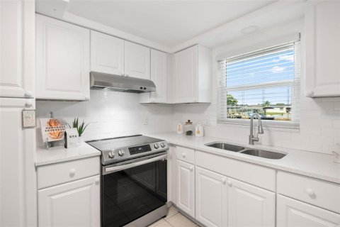 House in Hudson, Florida 2 bedrooms, 113.25 sq.m. № 1883898 - photo 18