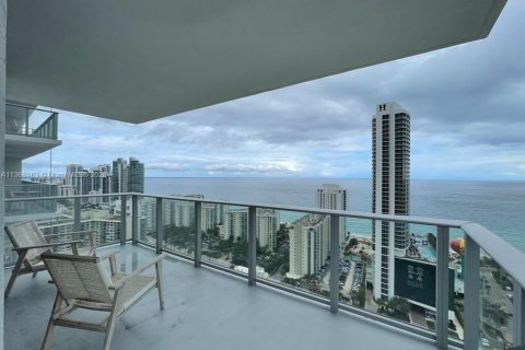 Copropriété à vendre à Hollywood, Floride: 2 chambres, 98.48 m2 № 1862040 - photo 6