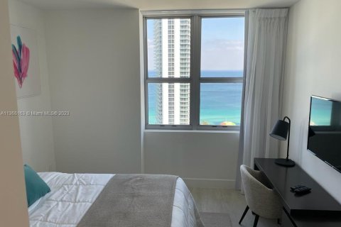 Copropriété à vendre à Hollywood, Floride: 2 chambres, 98.48 m2 № 1862040 - photo 12