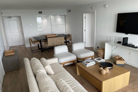 Copropriété à louer à Sunny Isles Beach, Floride: 2 chambres, 126.07 m2 № 2145802 - photo 6
