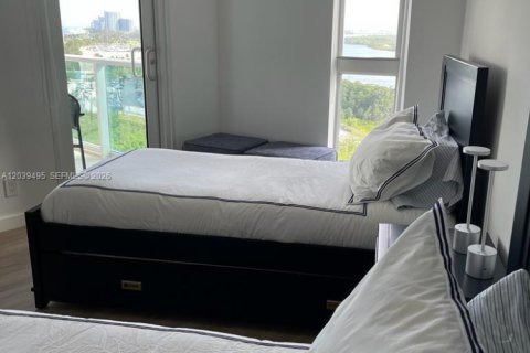 Copropriété à louer à Sunny Isles Beach, Floride: 2 chambres, 126.07 m2 № 2145802 - photo 10