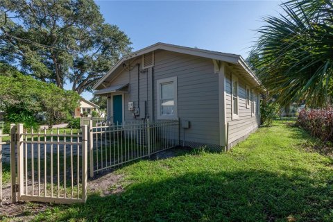 Villa ou maison à louer à Tampa, Floride: 3 chambres, 84.73 m2 № 2416613 - photo 26