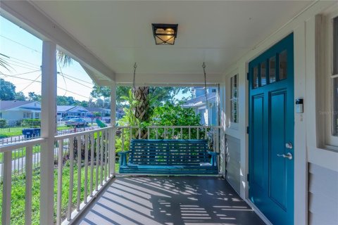 Villa ou maison à louer à Tampa, Floride: 3 chambres, 84.73 m2 № 2416613 - photo 2