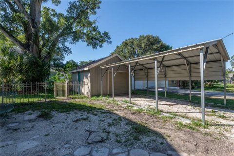 Villa ou maison à louer à Tampa, Floride: 3 chambres, 84.73 m2 № 2416613 - photo 27