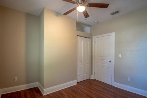 Villa ou maison à louer à Tampa, Floride: 3 chambres, 84.73 m2 № 2416613 - photo 15