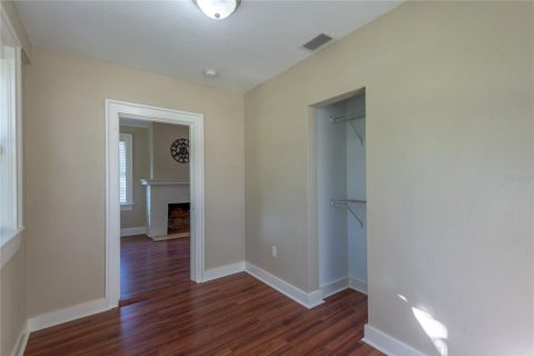 Villa ou maison à louer à Tampa, Floride: 3 chambres, 84.73 m2 № 2416613 - photo 17