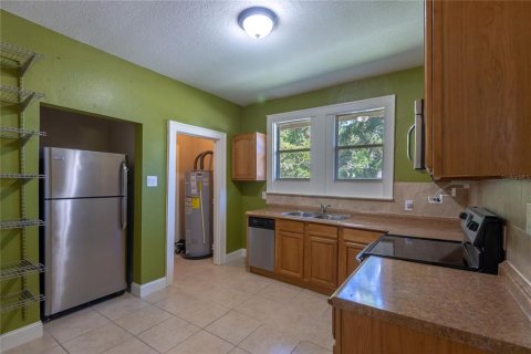 Villa ou maison à louer à Tampa, Floride: 3 chambres, 84.73 m2 № 2416613 - photo 8