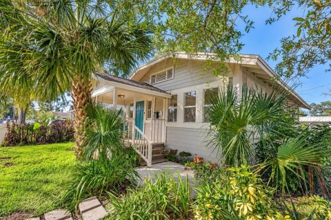 Villa ou maison à Tampa, Floride 3 chambres, 84.73 m2 № 2416613