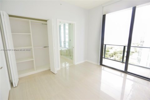 Copropriété à vendre à Miami, Floride: 3 chambres, 153.2 m2 № 1710269 - photo 20