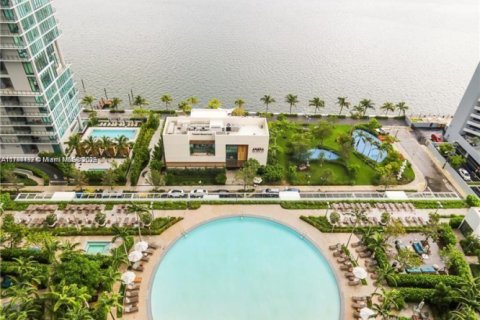 Copropriété à vendre à Miami, Floride: 3 chambres, 153.2 m2 № 1710269 - photo 15