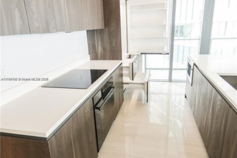 Copropriété à vendre à Miami, Floride: 3 chambres, 153.2 m2 № 1710269 - photo 11