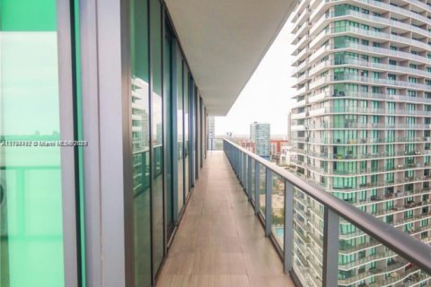 Copropriété à vendre à Miami, Floride: 3 chambres, 153.2 m2 № 1710269 - photo 14