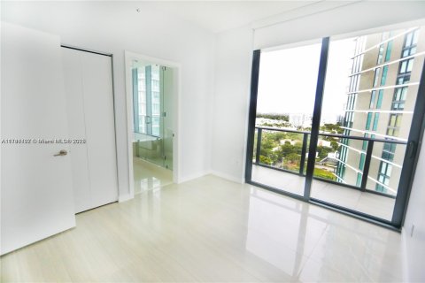 Copropriété à vendre à Miami, Floride: 3 chambres, 153.2 m2 № 1710269 - photo 18