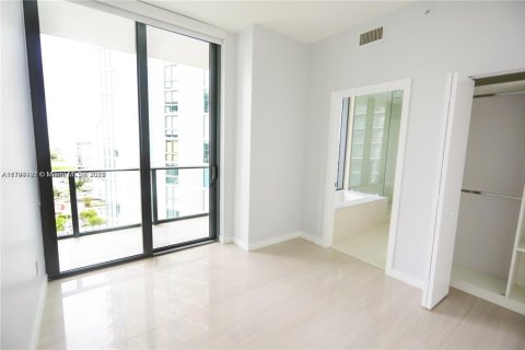 Copropriété à vendre à Miami, Floride: 3 chambres, 153.2 m2 № 1710269 - photo 21