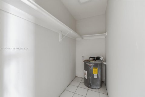 Apartamento en alquiler en Fort Lauderdale, Florida, 1 dormitorio, 65.03 m2 № 2036055 - foto 11