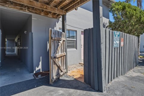 Apartamento en alquiler en Fort Lauderdale, Florida, 1 dormitorio, 65.03 m2 № 2036055 - foto 13