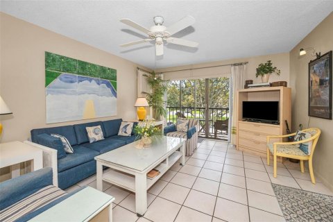 Condo in Palm Harbor, Florida, 1 bedroom  № 1906957 - photo 9