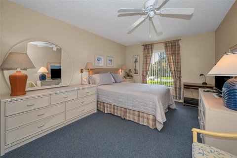 Condo in Palm Harbor, Florida, 1 bedroom  № 1906957 - photo 27