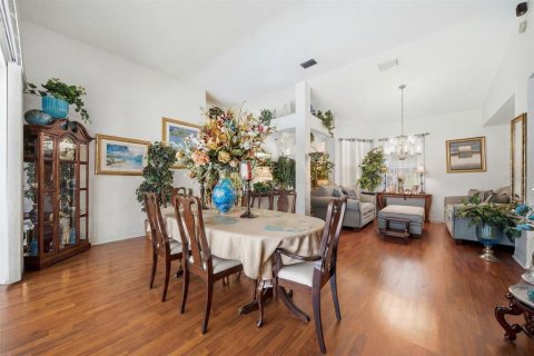 Casa en venta en Lutz, Florida, 4 dormitorios, 208.29 m2 № 2237168 - foto 8