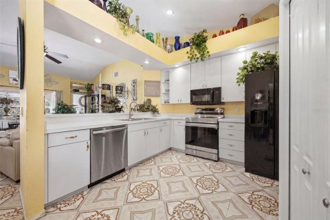 Casa en venta en Lutz, Florida, 4 dormitorios, 208.29 m2 № 2237168 - foto 15