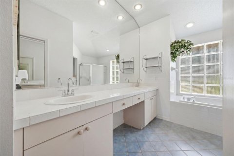 Casa en venta en Lutz, Florida, 4 dormitorios, 208.29 m2 № 2237168 - foto 21