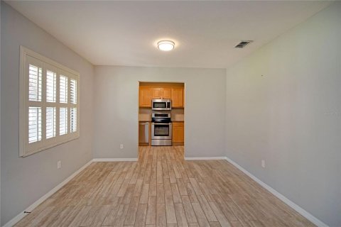 Condominio en alquiler en Gulfport, Florida, 2 dormitorios, 106.56 m2 № 1909174 - foto 27