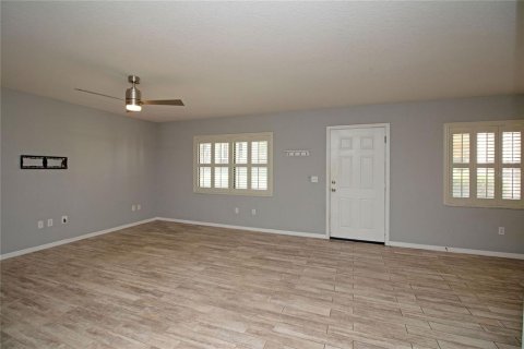 Condominio en alquiler en Gulfport, Florida, 2 dormitorios, 106.56 m2 № 1909174 - foto 25