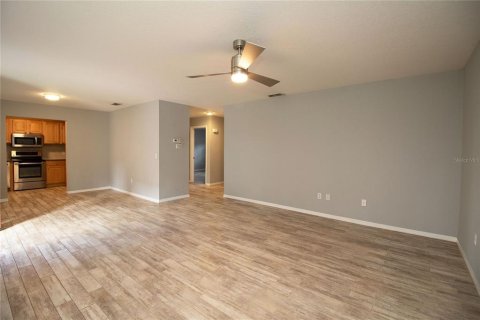 Condominio en alquiler en Gulfport, Florida, 2 dormitorios, 106.56 m2 № 1909174 - foto 21