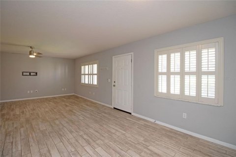 Condominio en alquiler en Gulfport, Florida, 2 dormitorios, 106.56 m2 № 1909174 - foto 24