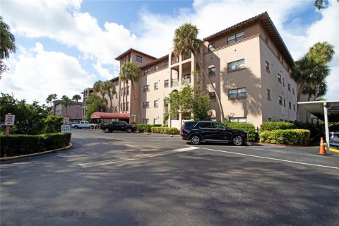 Condominio en alquiler en Gulfport, Florida, 2 dormitorios, 106.56 m2 № 1909174 - foto 13