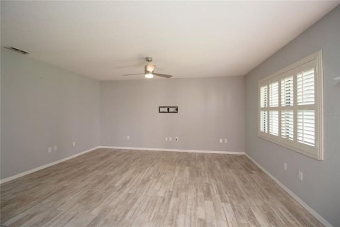 Condominio en alquiler en Gulfport, Florida, 2 dormitorios, 106.56 m2 № 1909174 - foto 5