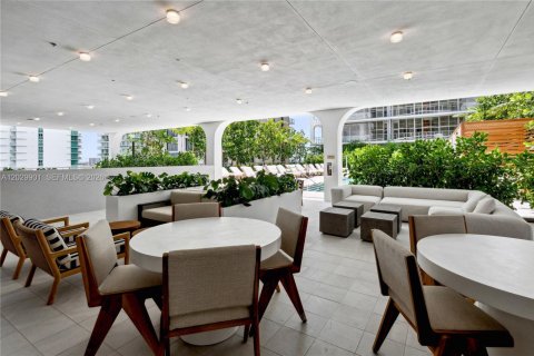 Copropriété à vendre à Miami, Floride: 2 chambres, 100.98 m2 № 2153721 - photo 20