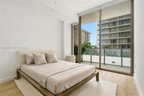 Copropriété à vendre à Miami, Floride: 2 chambres, 100.98 m2 № 2153721 - photo 11