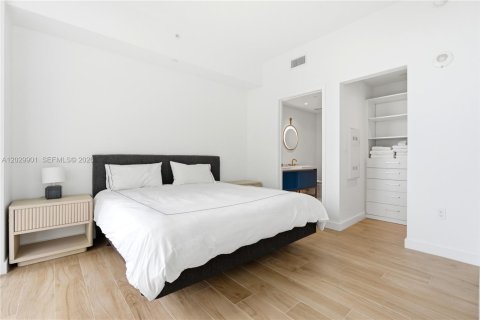 Copropriété à vendre à Miami, Floride: 2 chambres, 100.98 m2 № 2153721 - photo 6