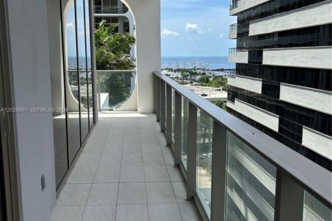 Copropriété à vendre à Miami, Floride: 2 chambres, 100.98 m2 № 2153721 - photo 16