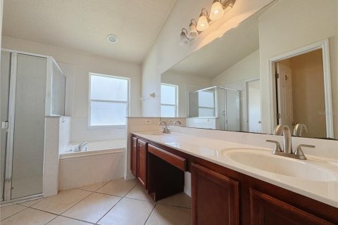 Casa en alquiler en Kissimmee, Florida, 4 dormitorios, 164.07 m2 № 1882854 - foto 26