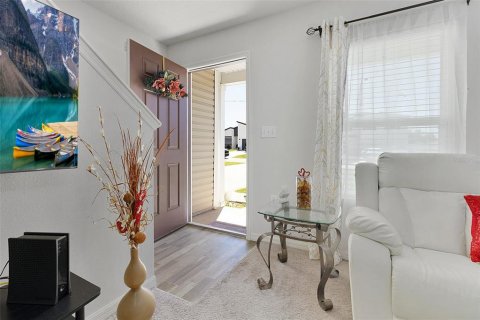 Villa ou maison à vendre à Poinciana, Floride: 4 chambres, 173.54 m2 № 2401066 - photo 6