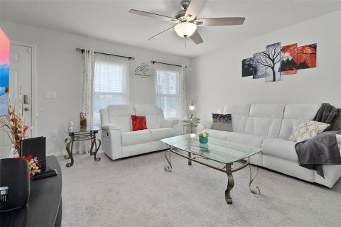 Villa ou maison à vendre à Poinciana, Floride: 4 chambres, 173.54 m2 № 2401066 - photo 7
