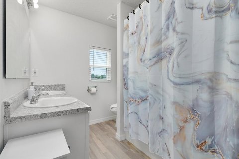 Villa ou maison à vendre à Poinciana, Floride: 4 chambres, 173.54 m2 № 2401066 - photo 16