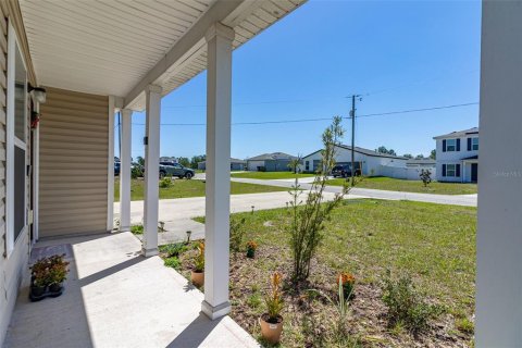 Villa ou maison à vendre à Poinciana, Floride: 4 chambres, 173.54 m2 № 2401066 - photo 3