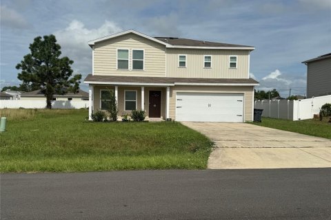 Villa ou maison à vendre à Poinciana, Floride: 4 chambres, 173.54 m2 № 2401066 - photo 2
