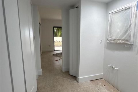Condo in Saint Petersburg, Florida, 2 bedrooms  № 2314843 - photo 20