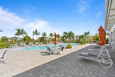 Condominio en venta en Homestead, Florida, 3 dormitorios, 137.77 m2 № 1952466 - foto 15