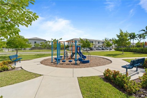 Condominio en venta en Homestead, Florida, 3 dormitorios, 137.77 m2 № 1952466 - foto 16