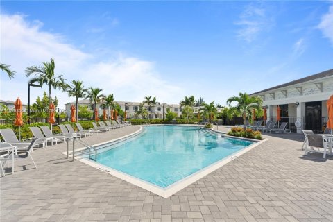Condominio en venta en Homestead, Florida, 3 dormitorios, 137.77 m2 № 1952466 - foto 14