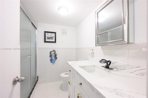 Купить кондоминиум в Тамарак, Флорида 2 спальни, 92.44м2, № 2073181 - фото 18