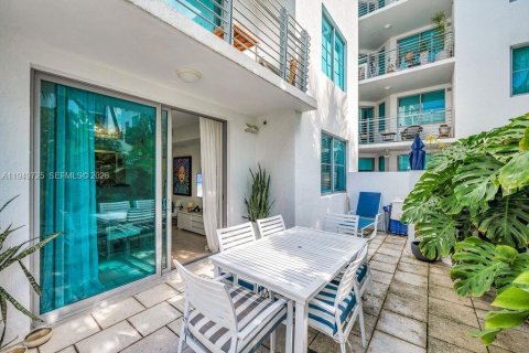 Copropriété à vendre à Miami Beach, Floride: 1 chambre, 63.73 m2 № 2153042 - photo 11