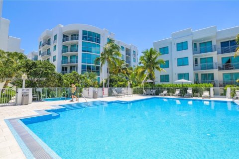 Copropriété à vendre à Miami Beach, Floride: 1 chambre, 63.73 m2 № 2153042 - photo 16